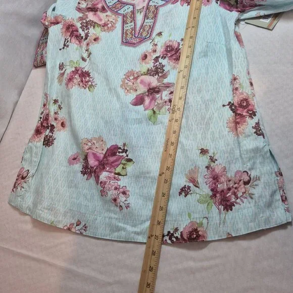John Mark Women's Size S Floral Print Embroidered and Beaded Tunic Blue Pink (53 - Picture 13 of 14